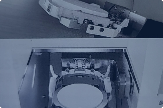 作成途中の歯の模型